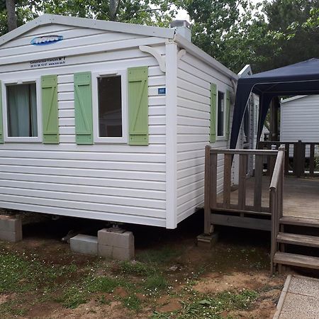 Vias-Plage Camping Les Salisses Quality Holidays Bagian luar foto
