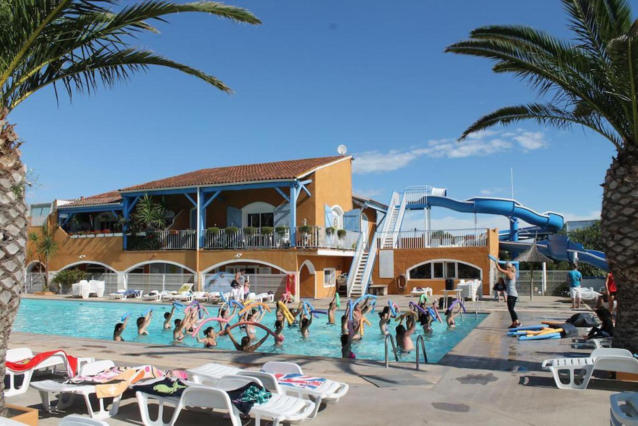 Vias-Plage Camping Les Salisses Quality Holidays Bagian luar foto