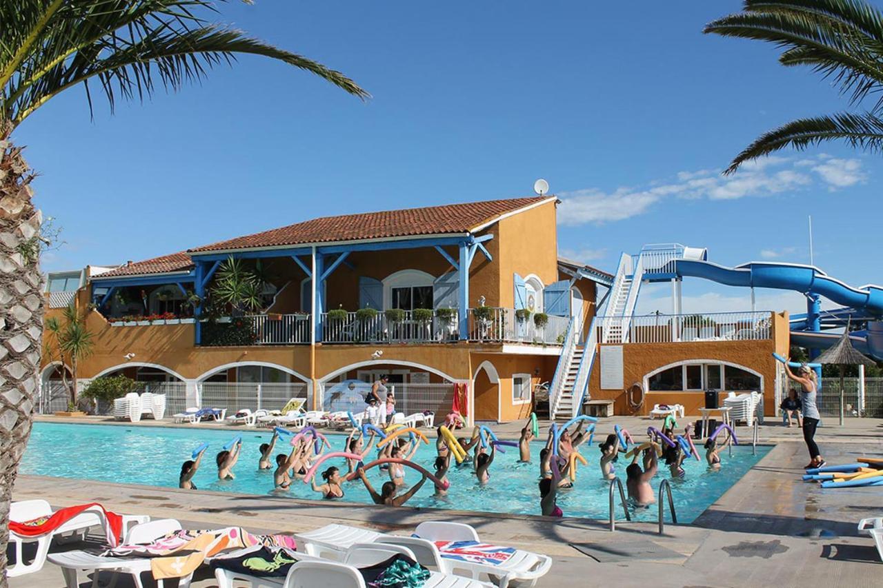 Vias-Plage Camping Les Salisses Quality Holidays Bagian luar foto