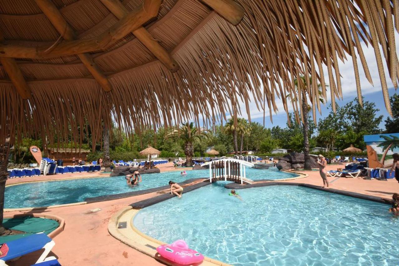 Vias-Plage Camping Les Salisses Quality Holidays Bagian luar foto