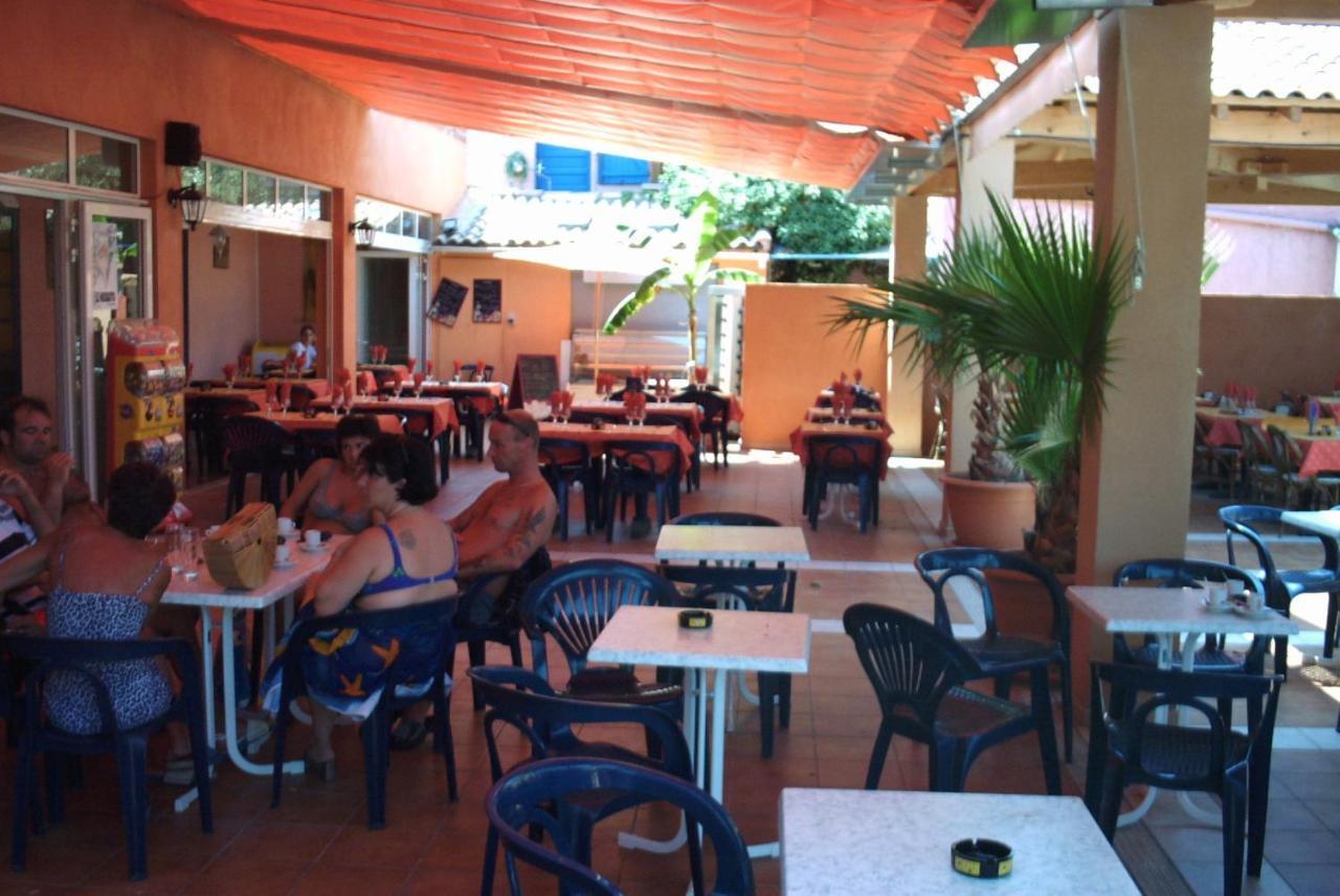 Vias-Plage Camping Les Salisses Quality Holidays Bagian luar foto