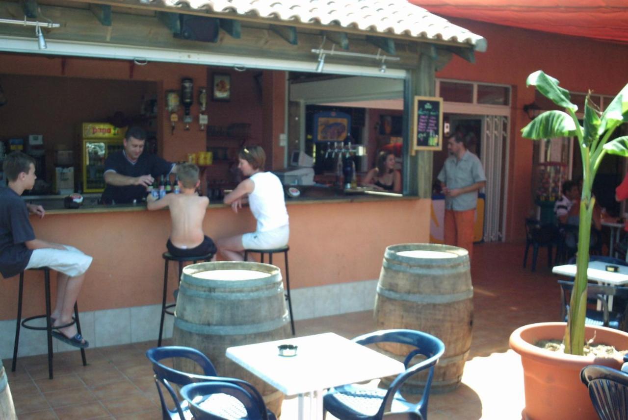 Vias-Plage Camping Les Salisses Quality Holidays Bagian luar foto