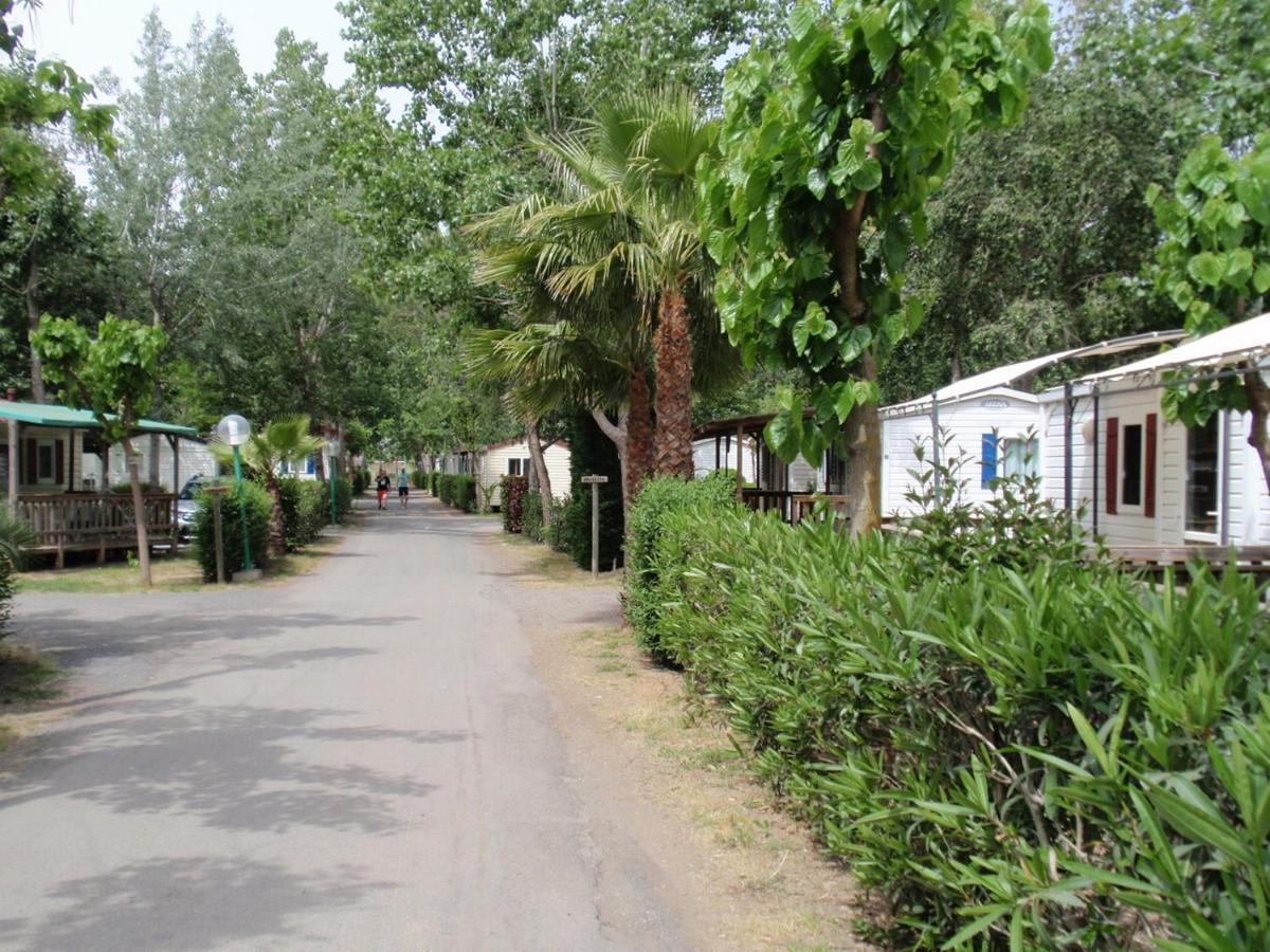Vias-Plage Camping Les Salisses Quality Holidays Bagian luar foto